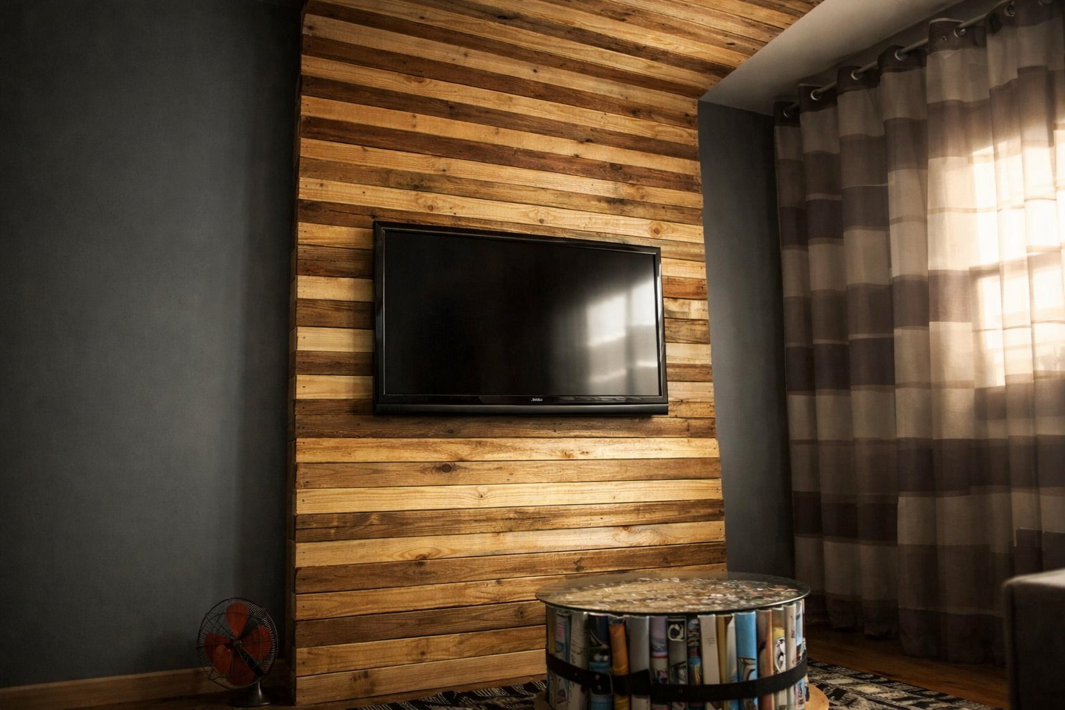 Painel de TV com pallets